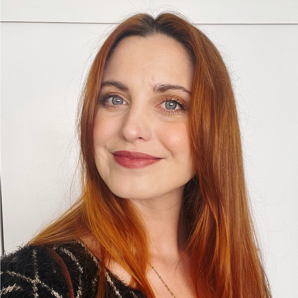 Meet your Posher, Christine